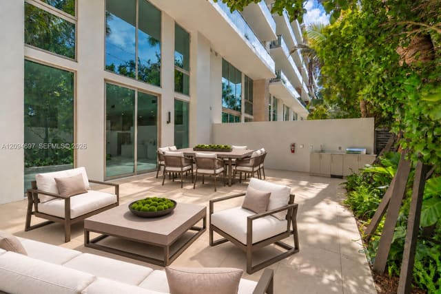 2200 Brickell Avenue GV09, Miami, FL 33143
