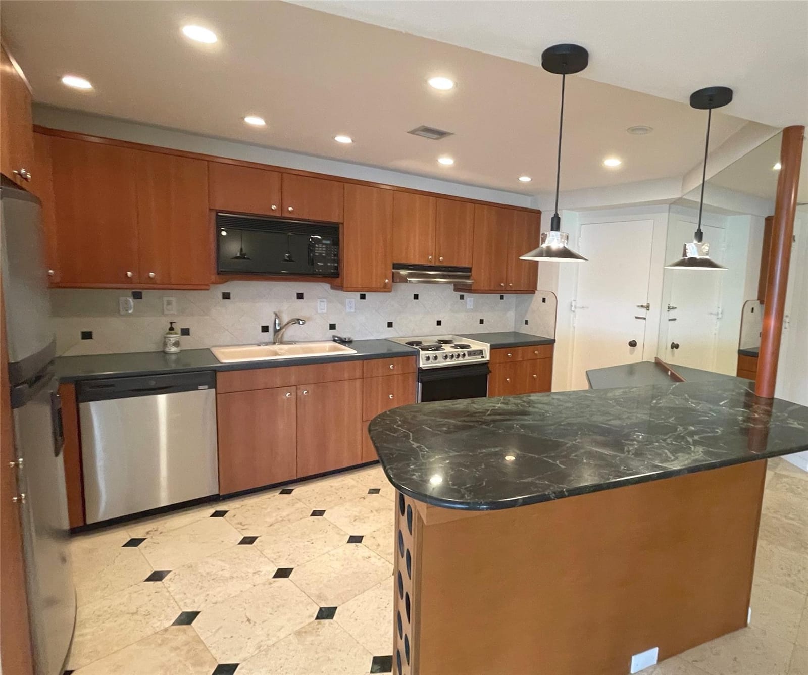 3000 Holiday Drive 1106, Fort Lauderdale, FL 33316 photo 11