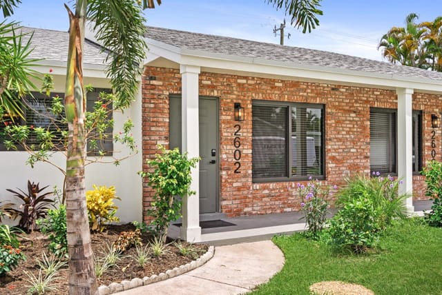2600 NE 5th Avenue, Boca Raton, FL 33431