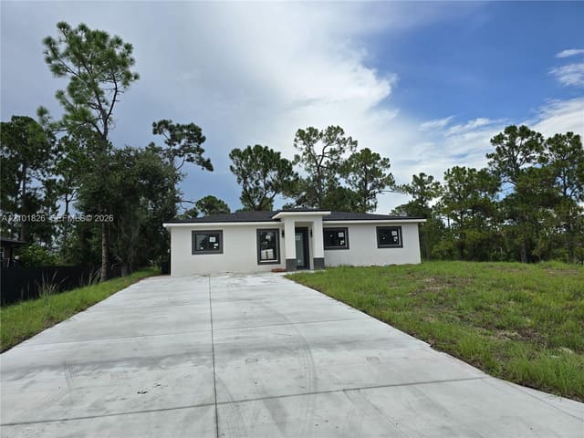 1031 E Hansen, Lehigh Acres, FL 33974