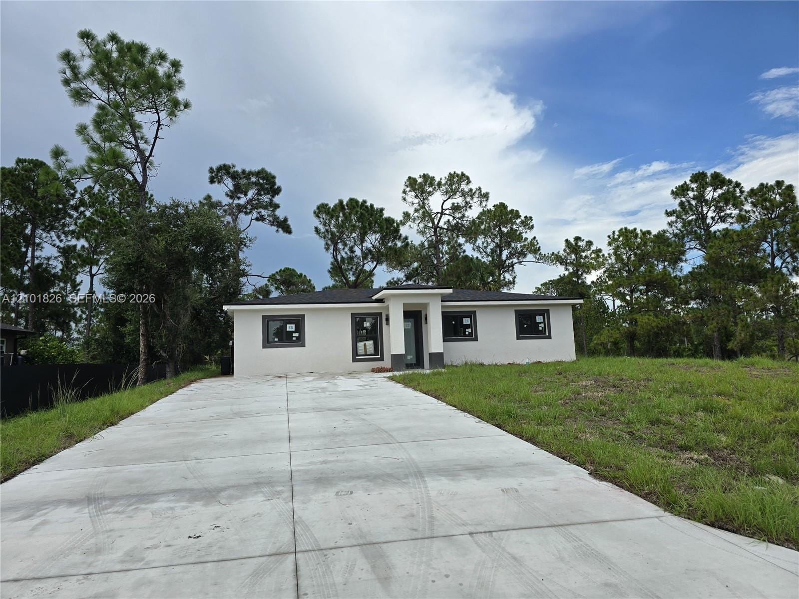 1031 E Hansen, Lehigh Acres, FL 33974 photo 1