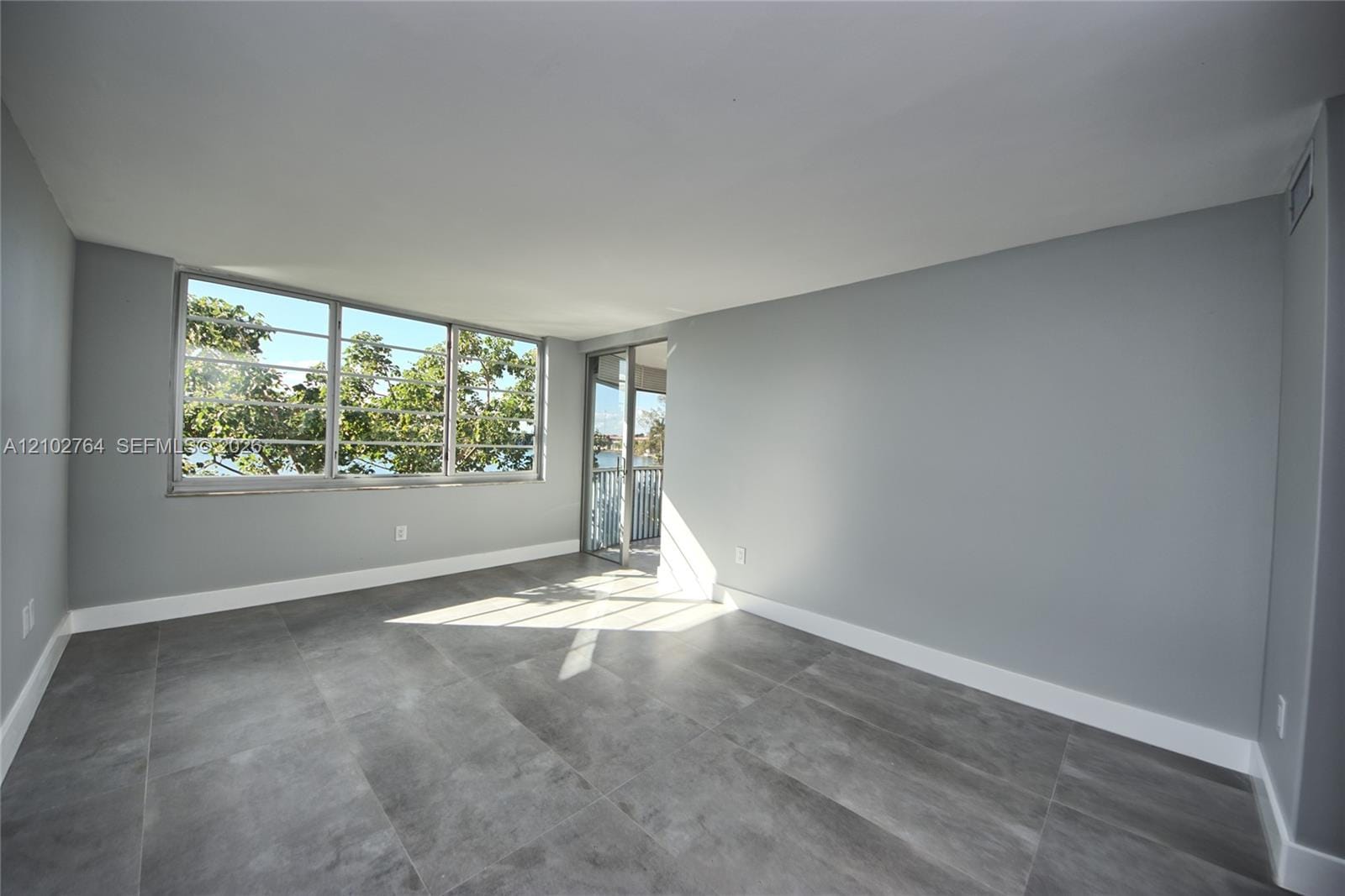 1660 NE 191st Street 309-1, Miami, FL 33179 photo 16