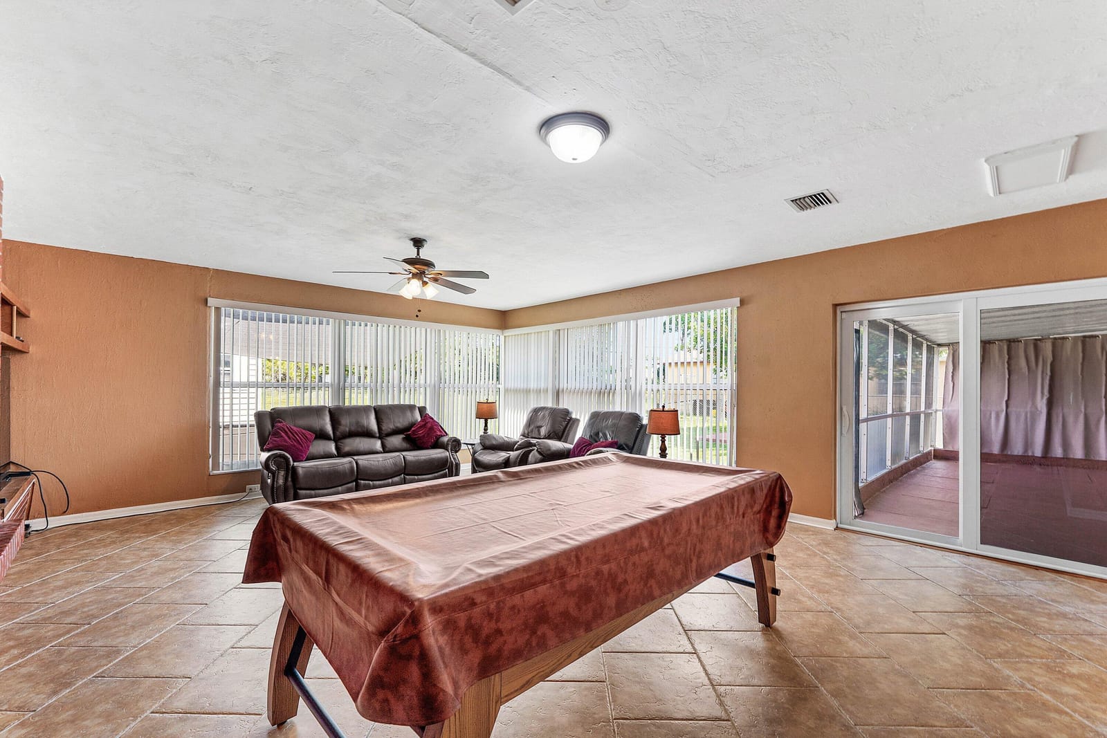 740 Caroline Avenue, West Palm Beach, FL 33413 photo 9
