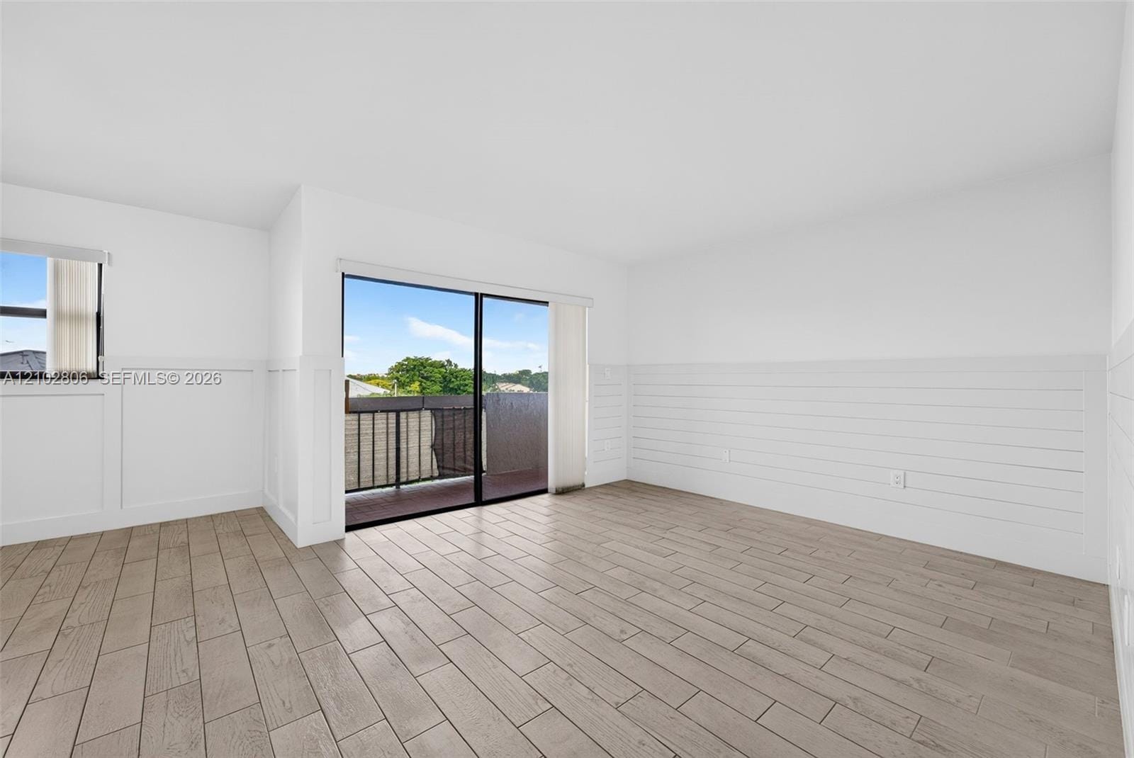 1121 SW 122nd Avenue 414-2 — photo 4