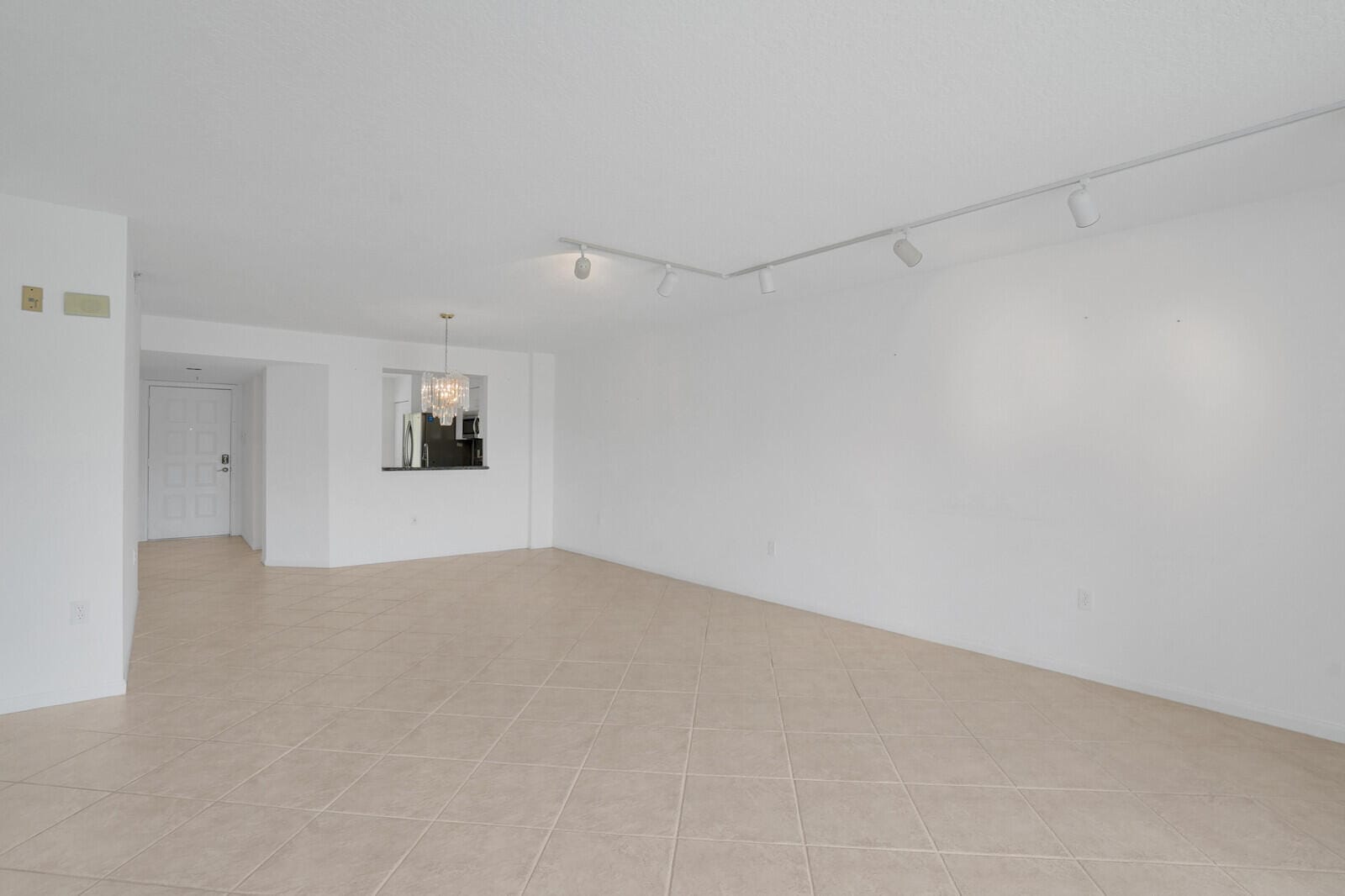 5874 CRYSTAL SHORES Drive 308, Boynton Beach, FL 33437 photo 15