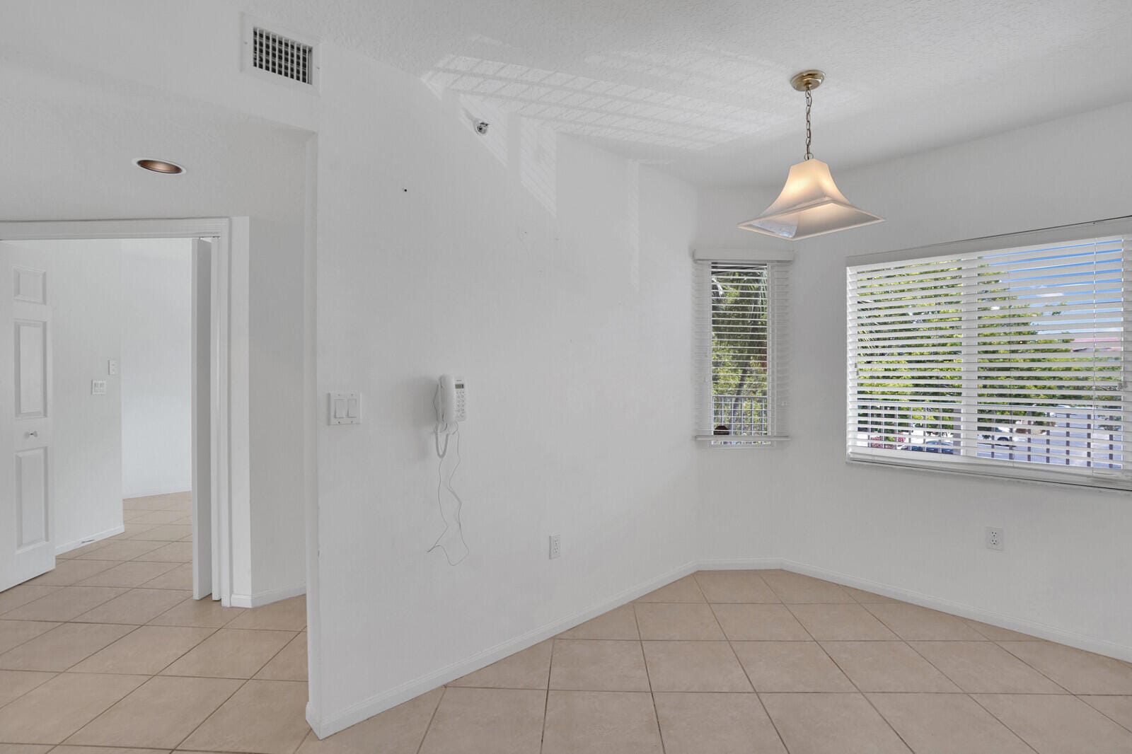 5874 CRYSTAL SHORES Drive 308, Boynton Beach, FL 33437 photo 18