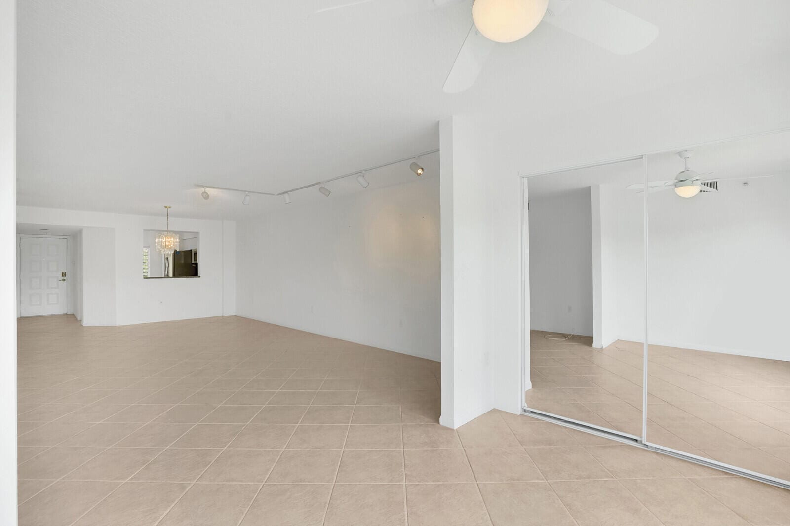 5874 CRYSTAL SHORES Drive 308, Boynton Beach, FL 33437 photo 19