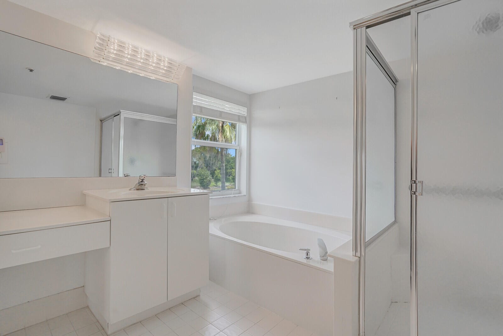 5874 CRYSTAL SHORES Drive 308, Boynton Beach, FL 33437 photo 25