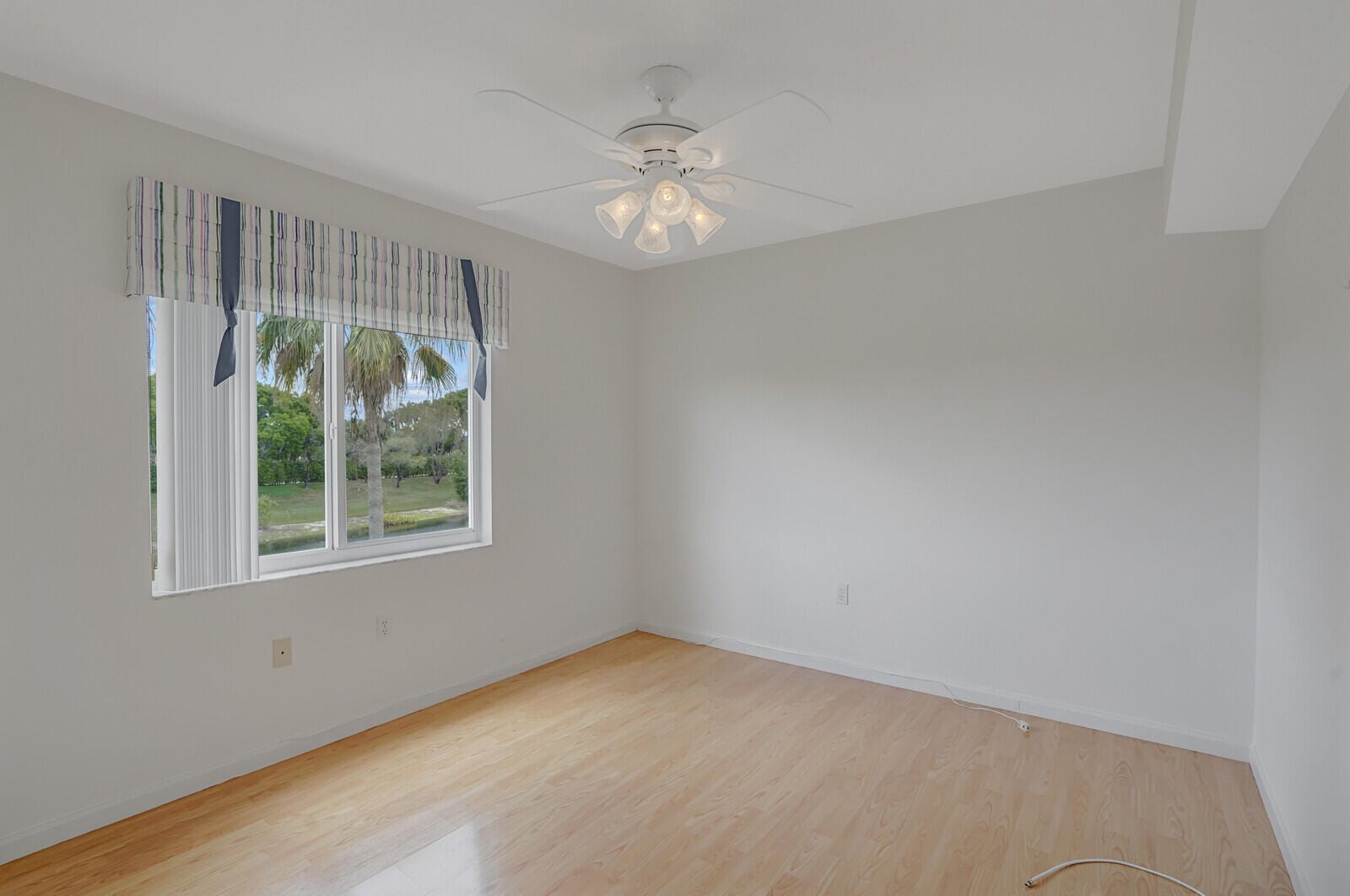 5874 CRYSTAL SHORES Drive 308, Boynton Beach, FL 33437 photo 29