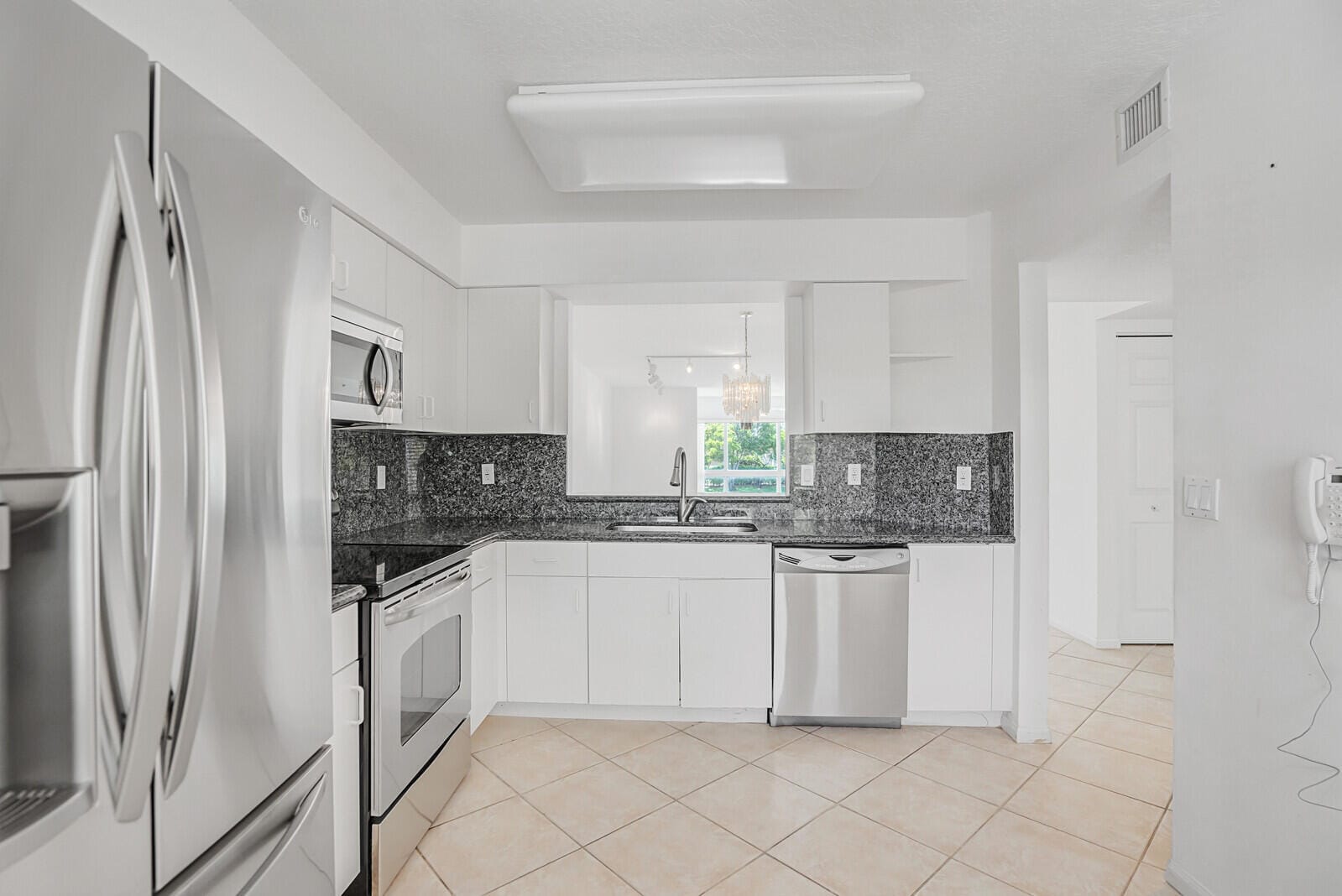 5874 CRYSTAL SHORES Drive 308 — photo 6