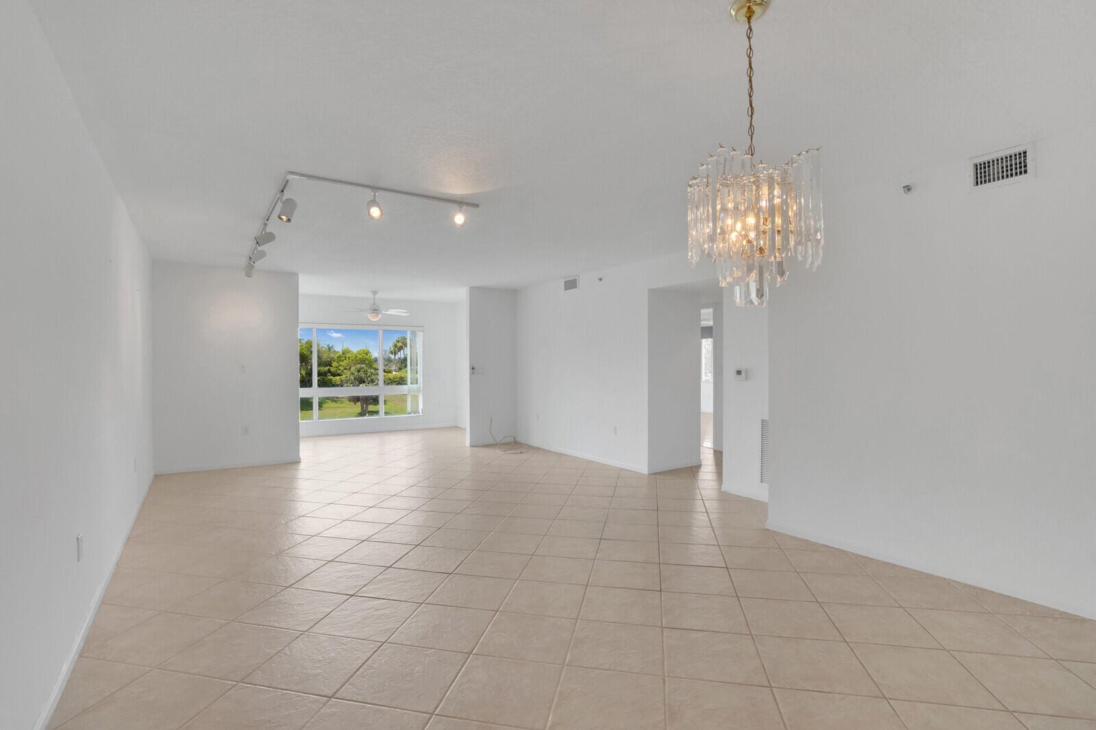 5874 CRYSTAL SHORES Drive 308 — photo 8