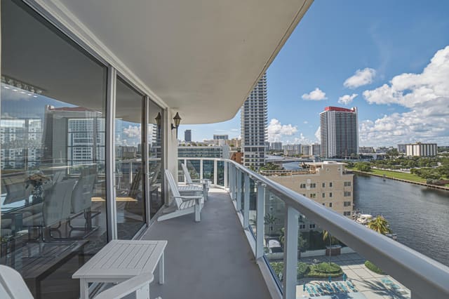 3800 S Ocean Drive 906 #2, Hollywood, FL 33019