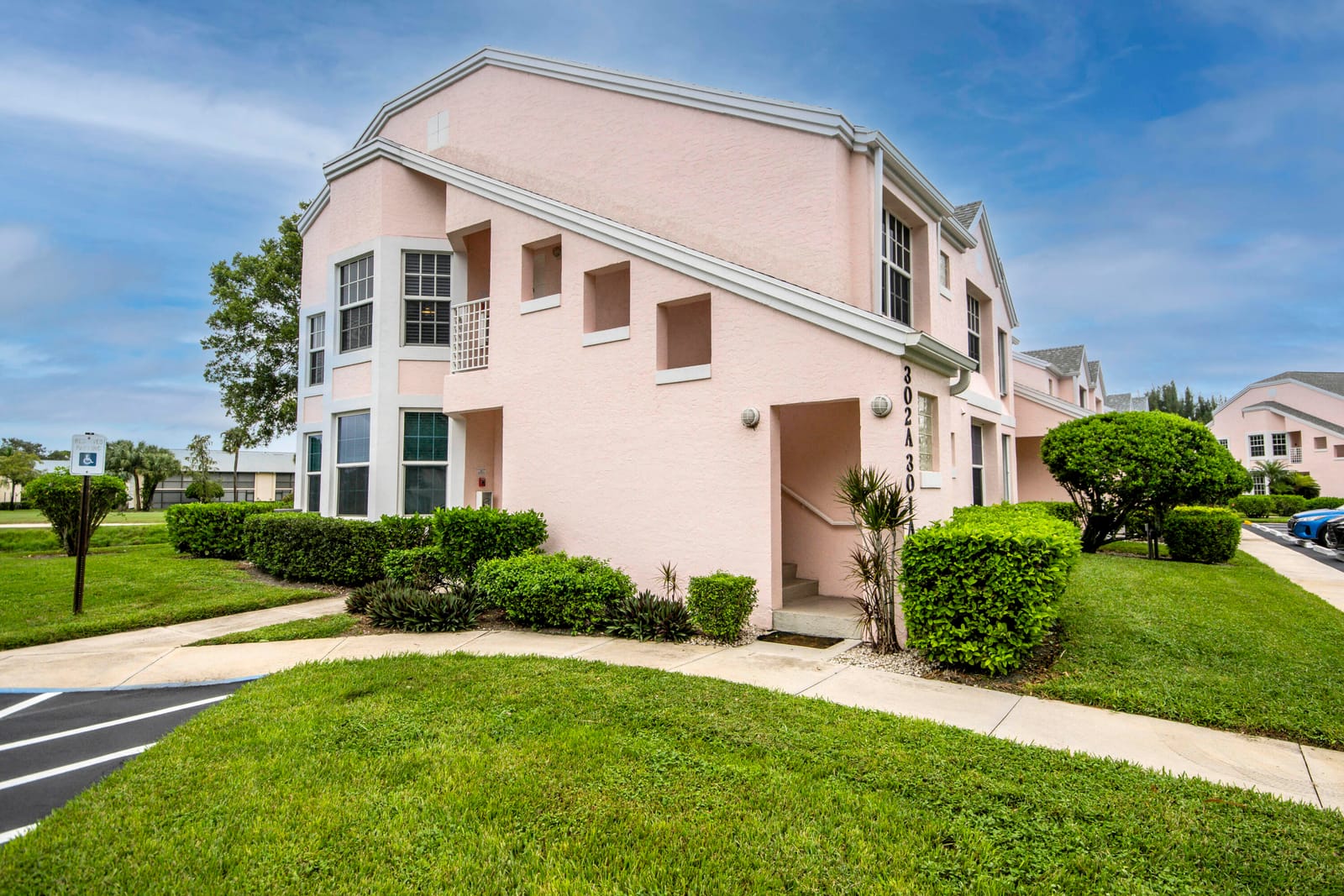 302 Muirfield Court 302A, Jupiter, FL 33458 photo 4