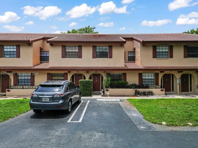 10942 W Sample Road, Coral Springs, FL 33065