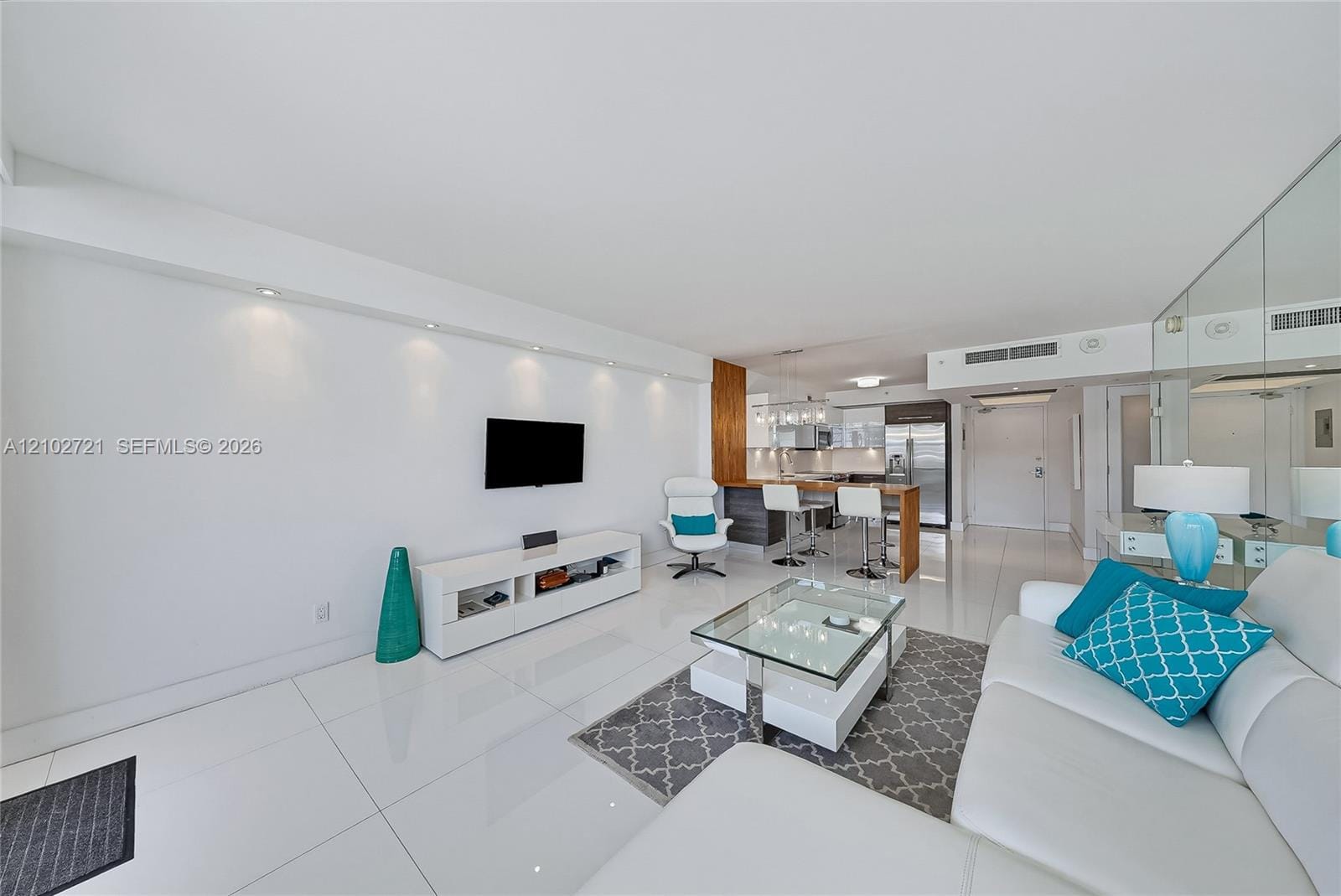 100 Lincoln Road 1008, Miami Beach, FL 33139 photo 15