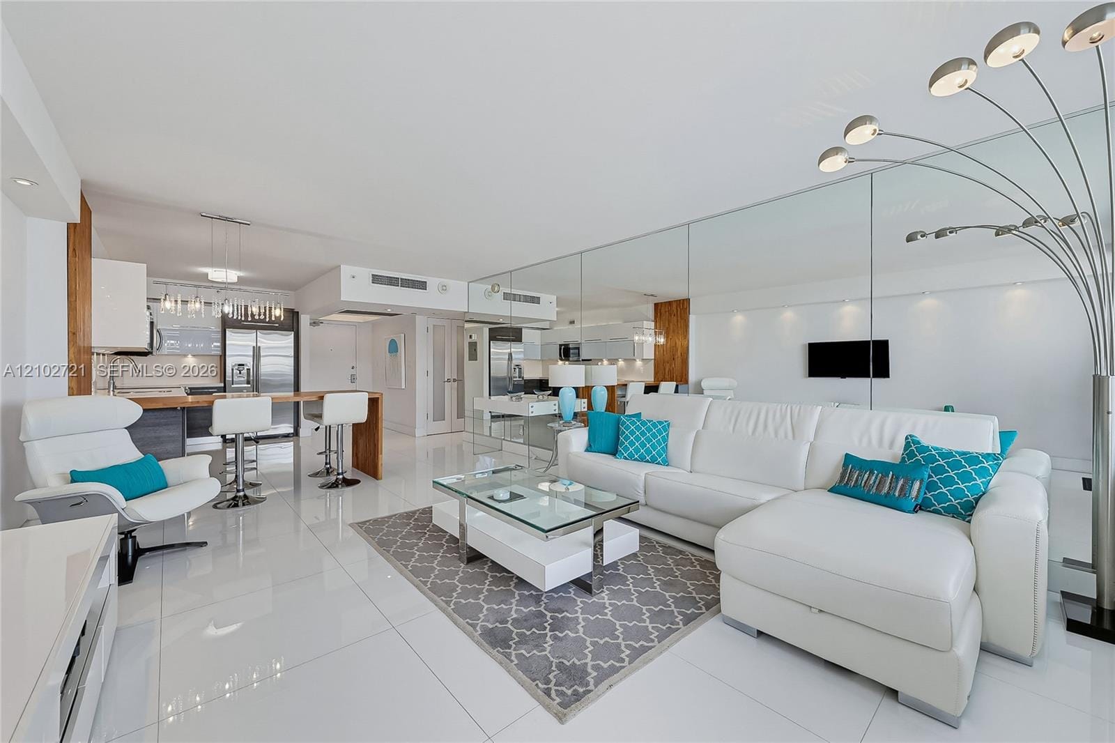 100 Lincoln Road 1008, Miami Beach, FL 33139 photo 3