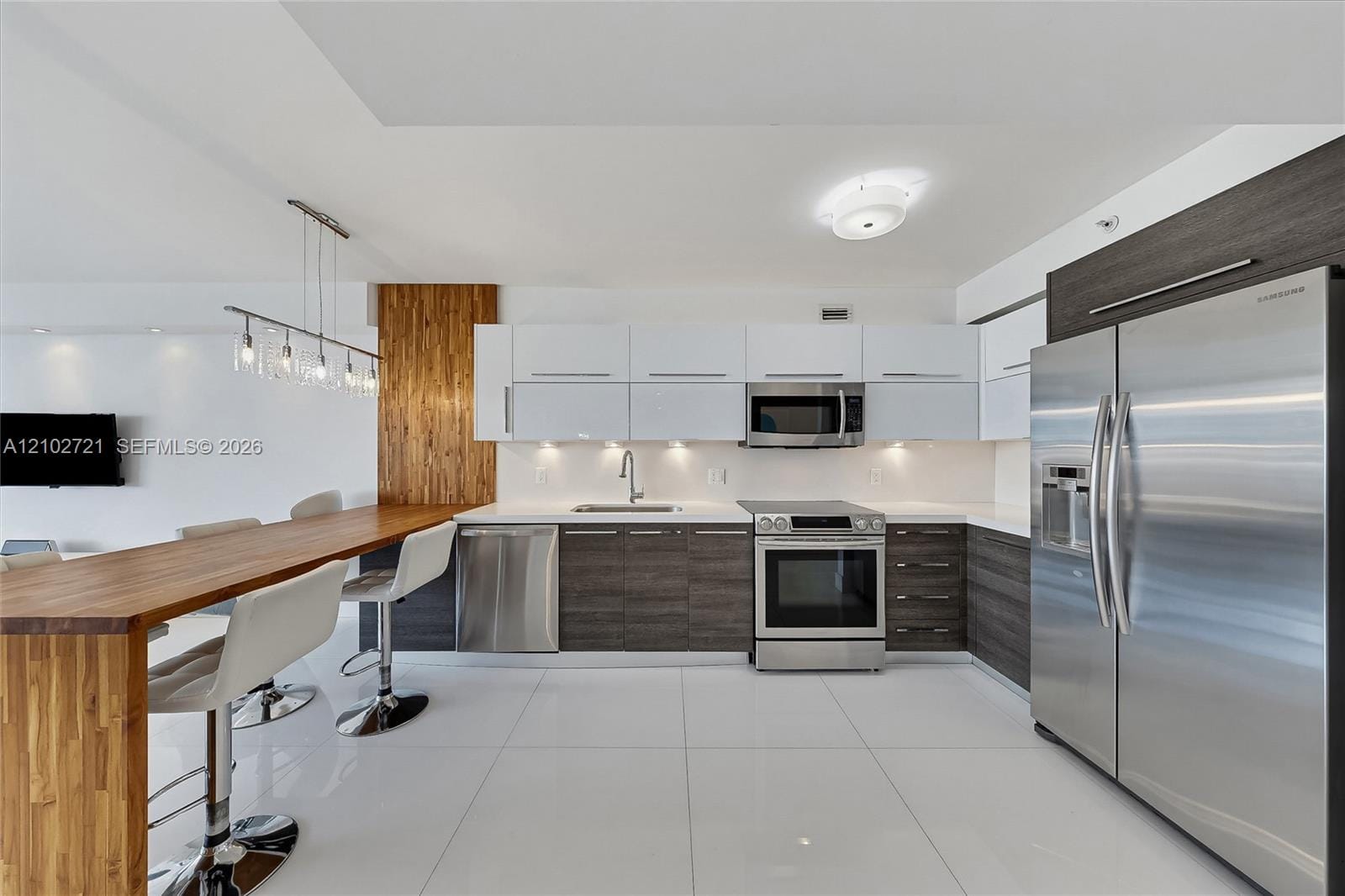 100 Lincoln Road 1008, Miami Beach, FL 33139 photo 4
