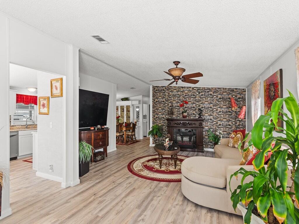 22 Mediterranean Boulevard E, Port St. Lucie, FL 34952 photo 11