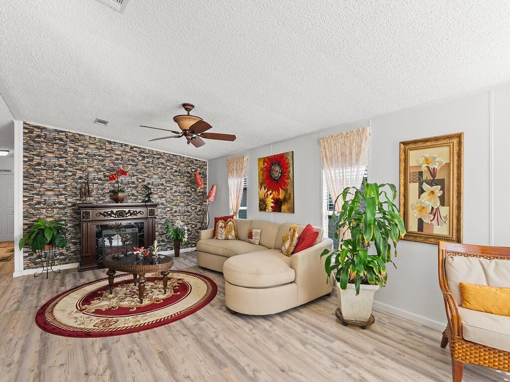 22 Mediterranean Boulevard E, Port St. Lucie, FL 34952 photo 12
