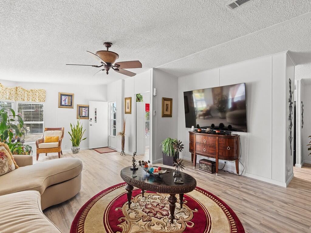 22 Mediterranean Boulevard E, Port St. Lucie, FL 34952 photo 9