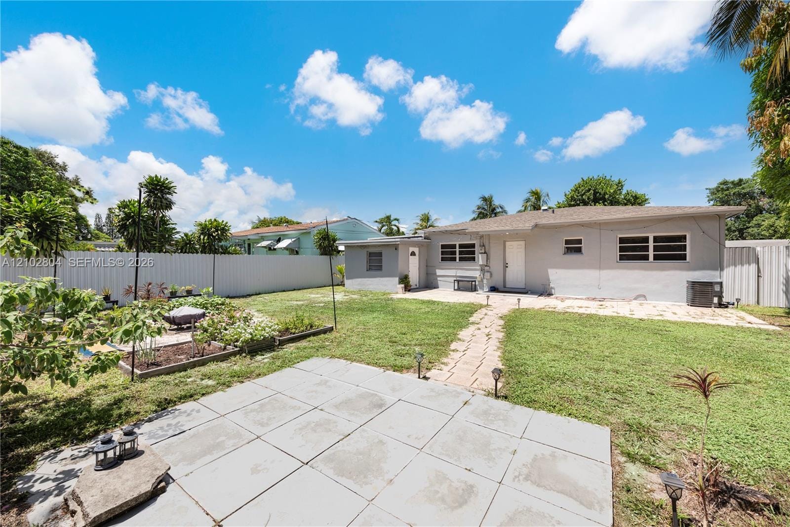 250 NE 170th Street, North Miami Beach, FL 33162 photo 15