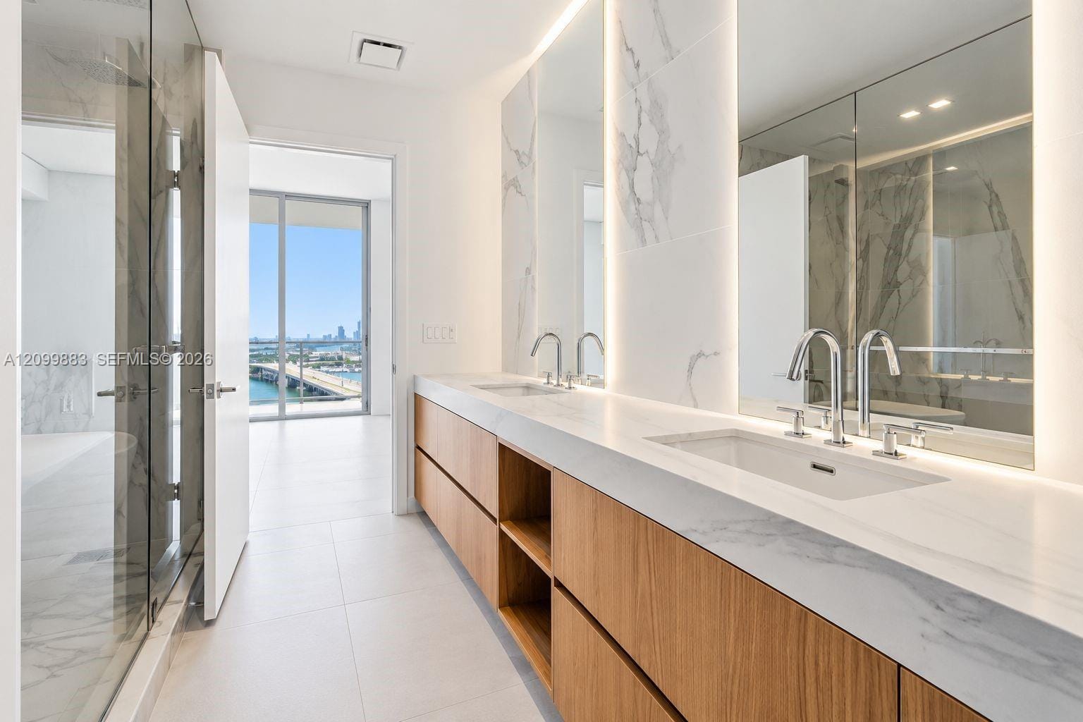 1400 Biscayne Boulevard 1804, Miami, FL 33132 photo 15