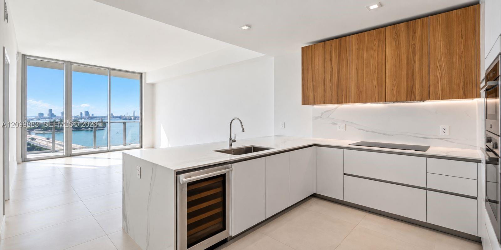 1400 Biscayne Boulevard 1804, Miami, FL 33132 photo 8