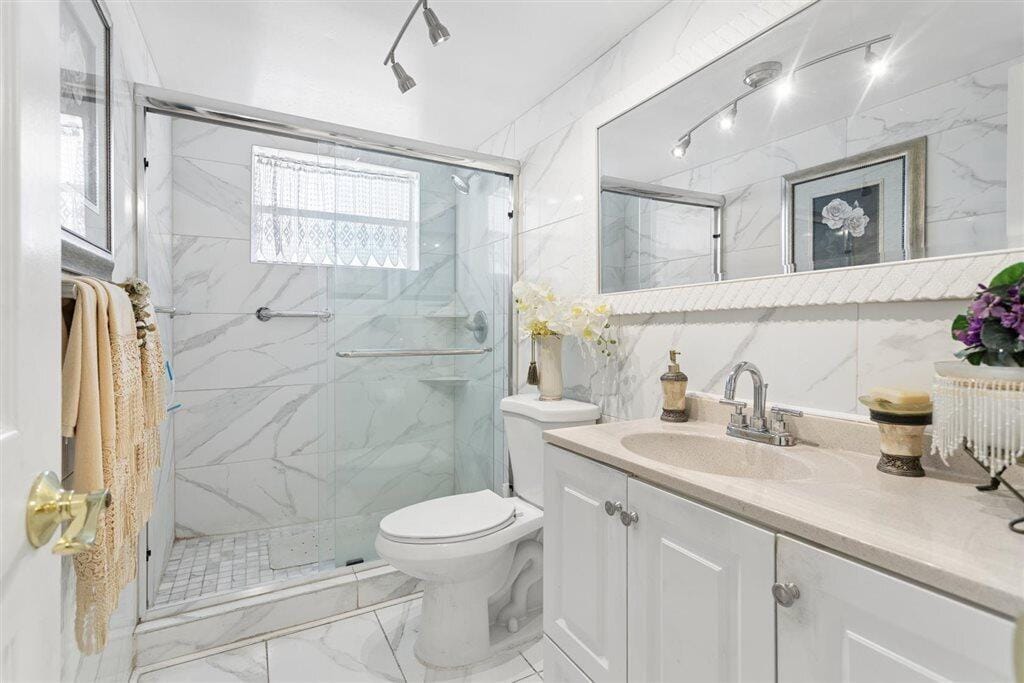 3940 NW 42ND Avenue 417, Lauderdale Lakes, FL 33319 photo 16