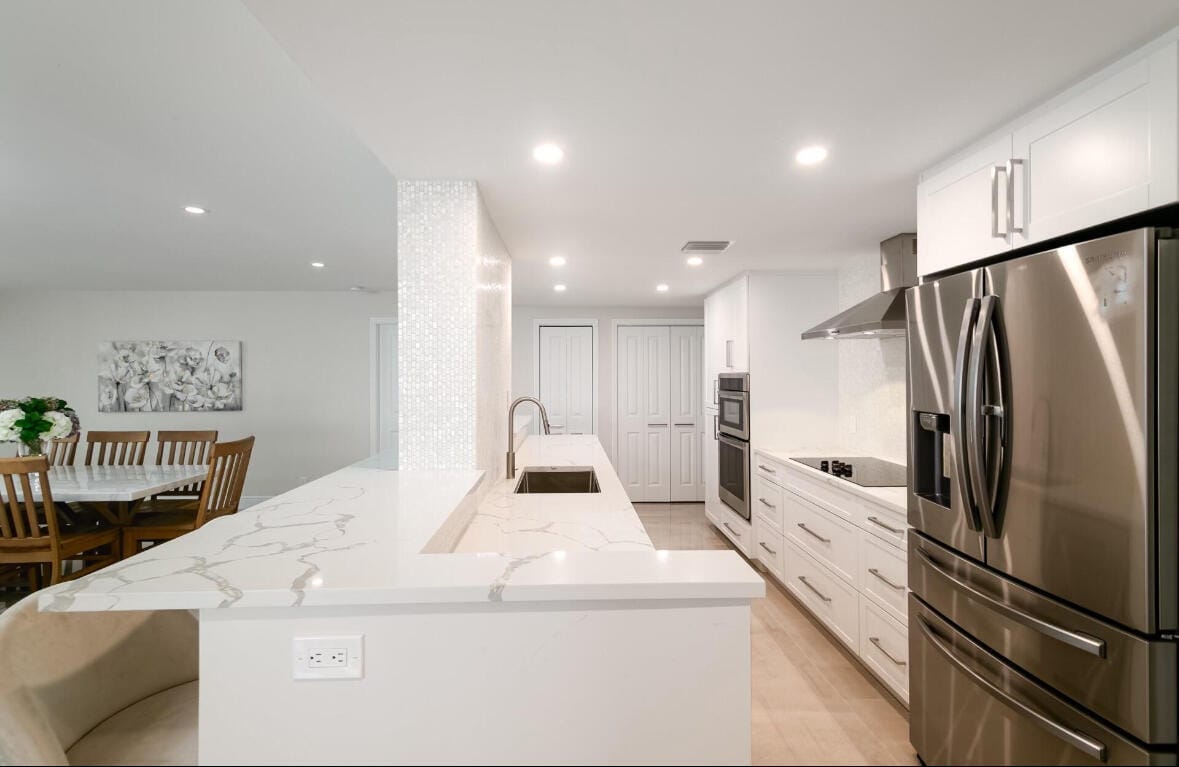 2000 S OCEAN Boulevard 402 — photo 4