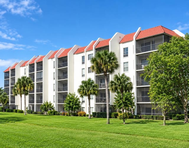 3050 PRESIDENTIAL Way 206, West Palm Beach, FL 33401