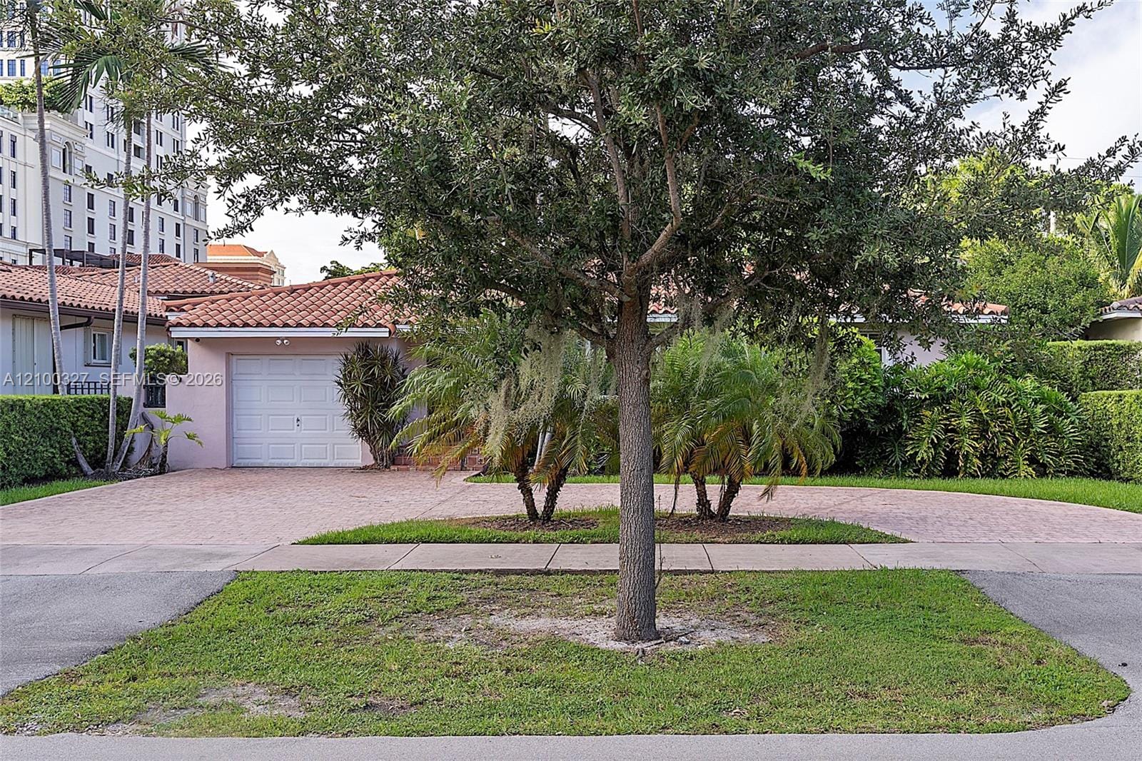 43 Malaga Avenue 0, Coral Gables, FL 33134 photo 2