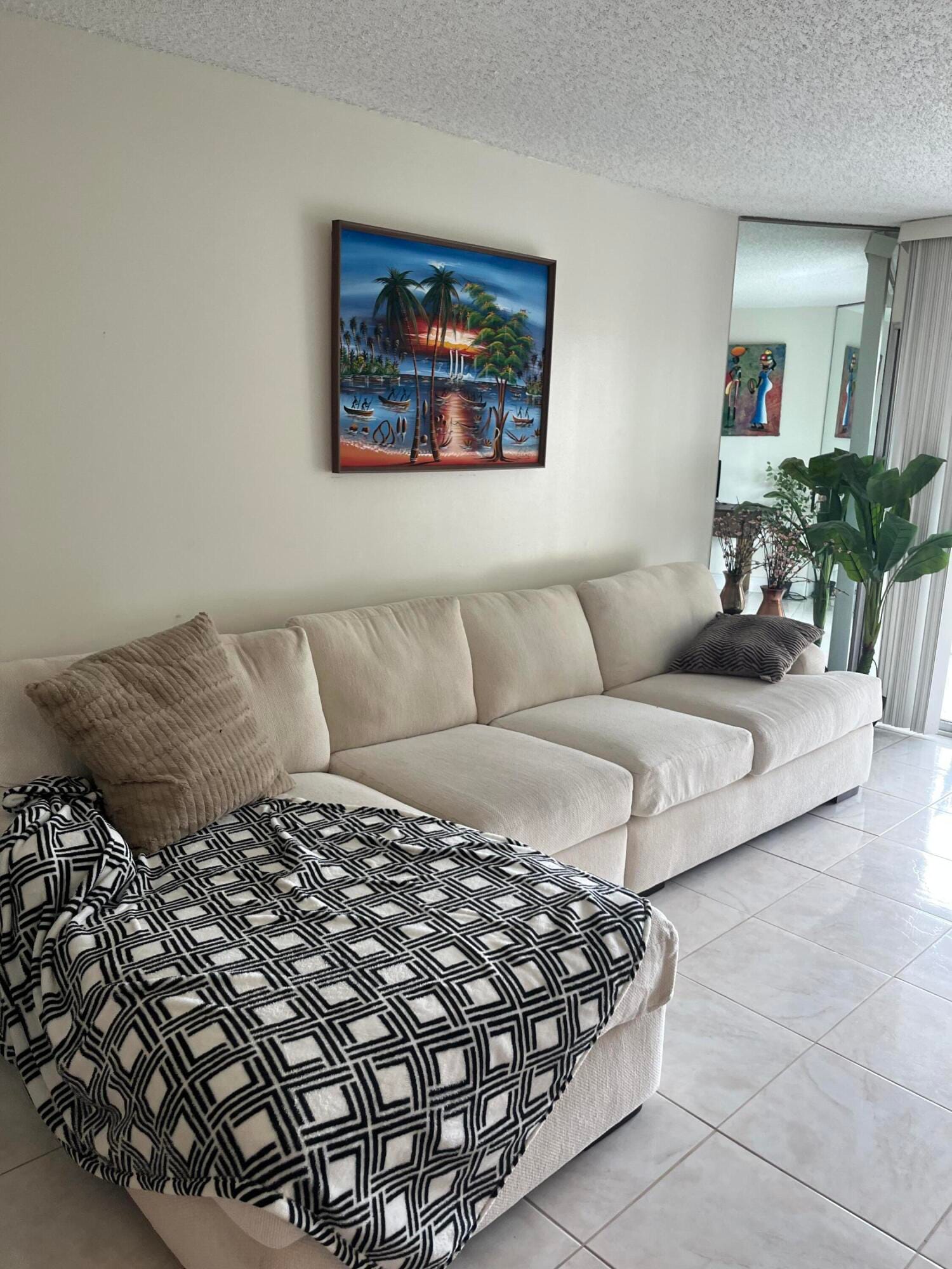 3871 VIA POINCIANA 402 — photo 2