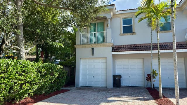 210 SW 9th Street 210, Fort Lauderdale, FL 33315