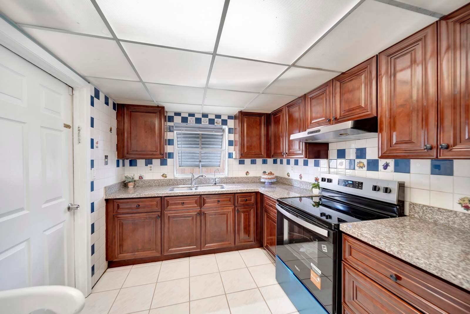 310 SW 78TH Terrace, North Lauderdale, FL 33068 photo 14