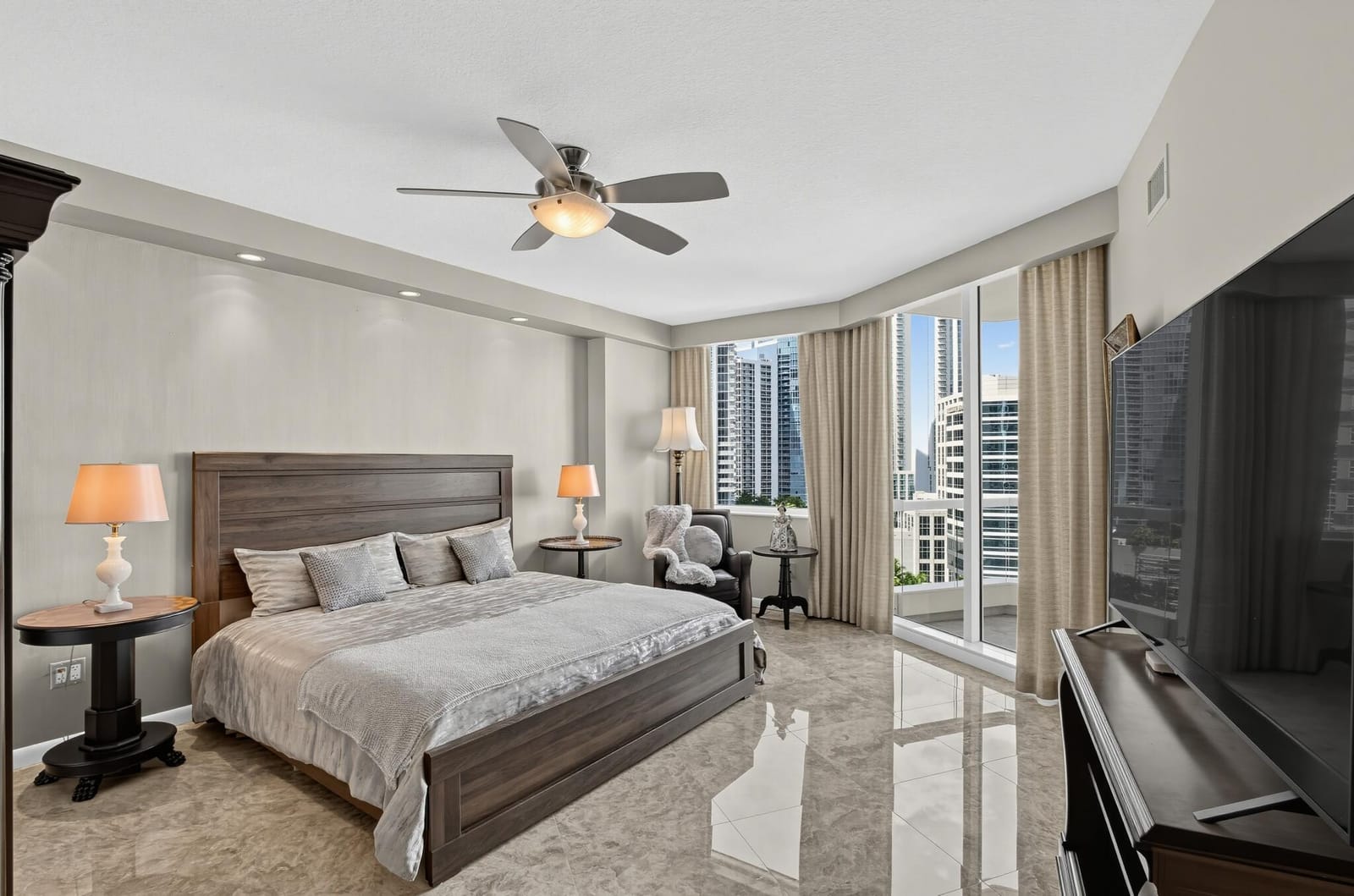 411 N New River Drive E 1903, Fort Lauderdale, FL 33301 photo 19