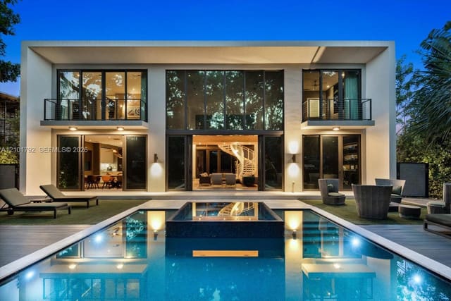 4322 Nautilus Drive, Miami Beach, FL 33140
