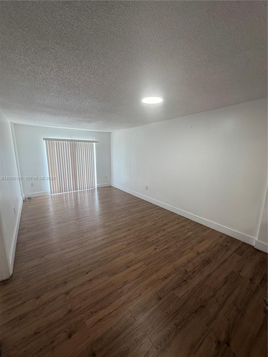 16465 NE 22nd Avenue 412, North Miami Beach, FL 33160 photo 3