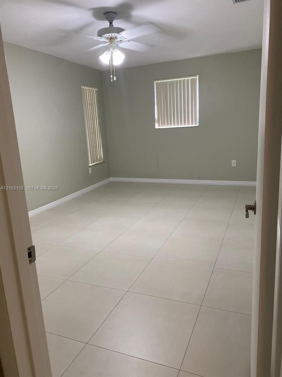 467 W 43rd Place, Hialeah, FL 33012 photo 13