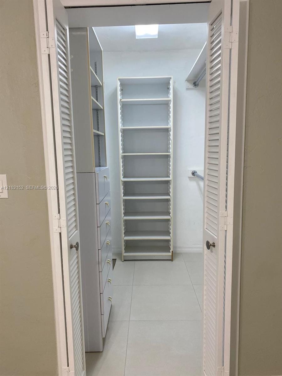 467 W 43rd Place, Hialeah, FL 33012 photo 17