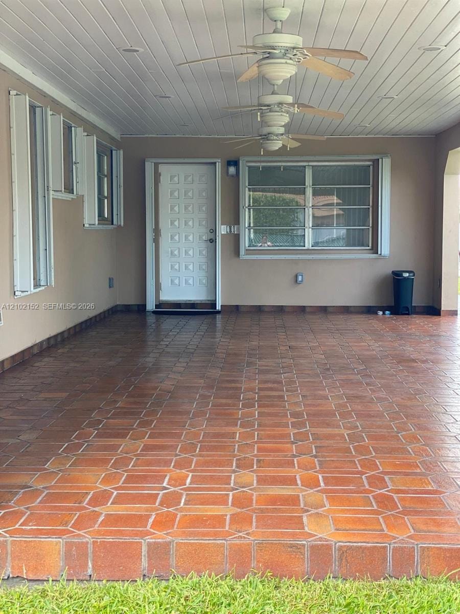467 W 43rd Place, Hialeah, FL 33012 photo 24