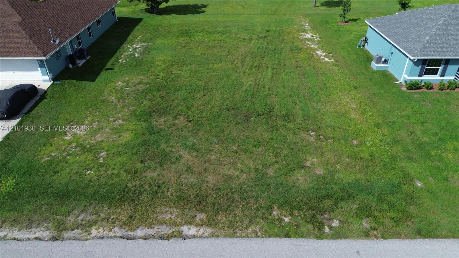 2045 NE 24th Terrace, Cape Coral, FL 33909 photo 5