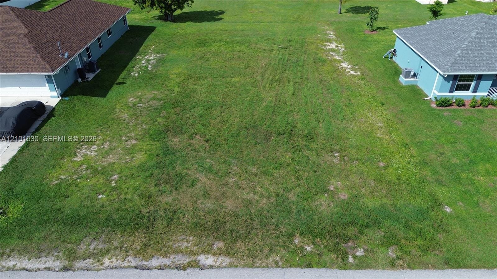 2045 NE 24th Terrace, Cape Coral, FL 33909 photo 6