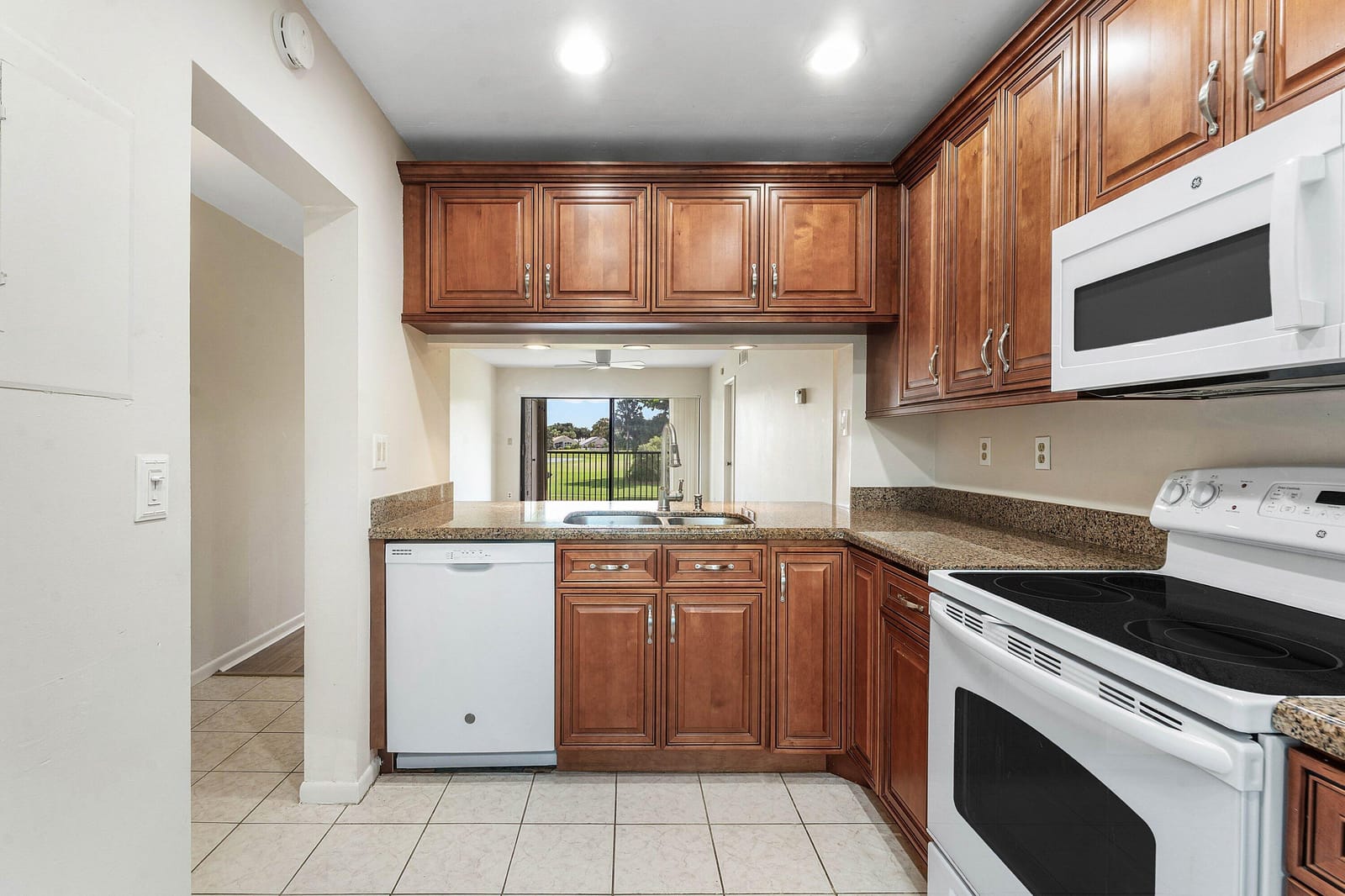 12790 Briarlake Drive 204, Palm Beach Gardens, FL 33418 photo 13