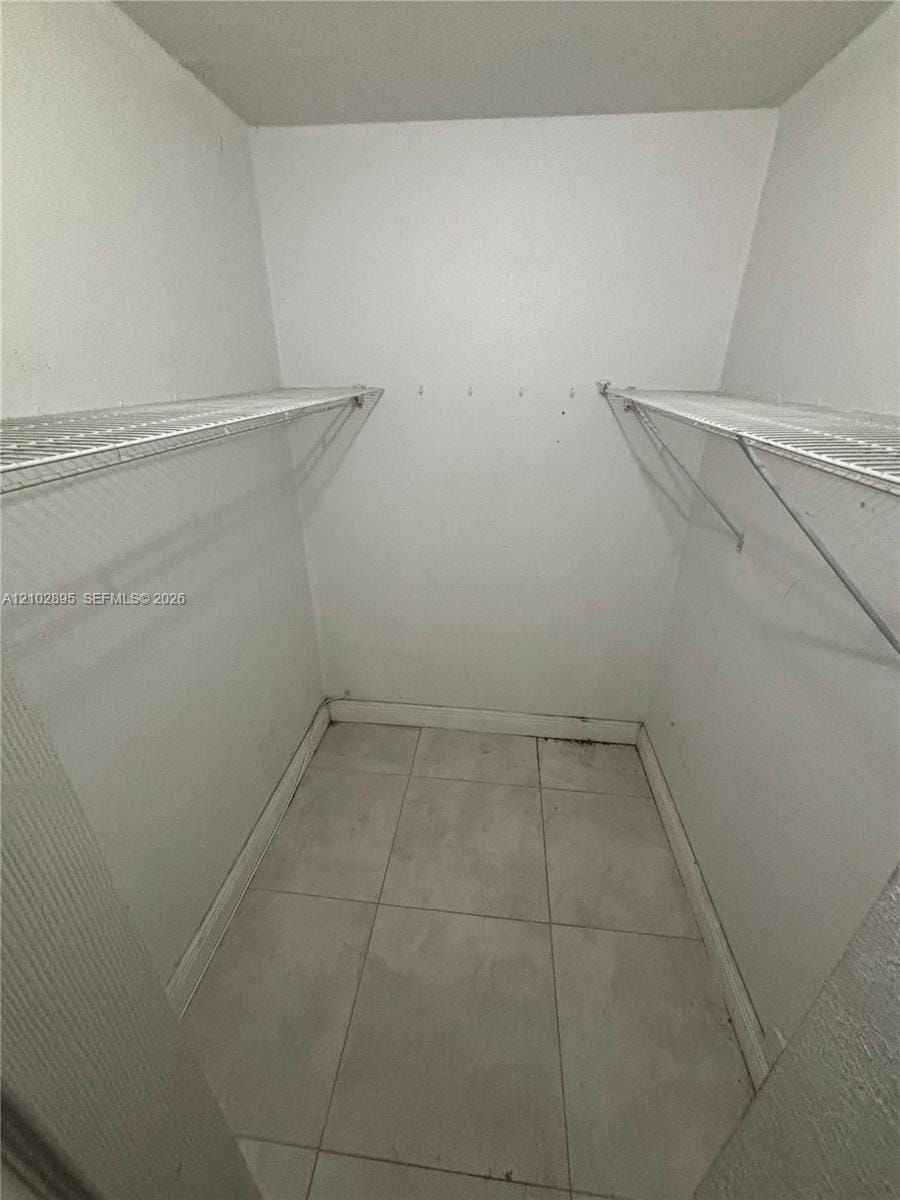 902 NE 209th Street 106-40, Miami, FL 33179 photo 28
