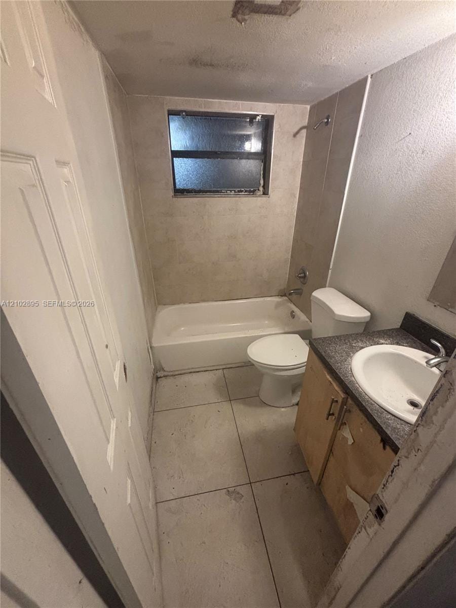 902 NE 209th Street 106-40 — photo 5