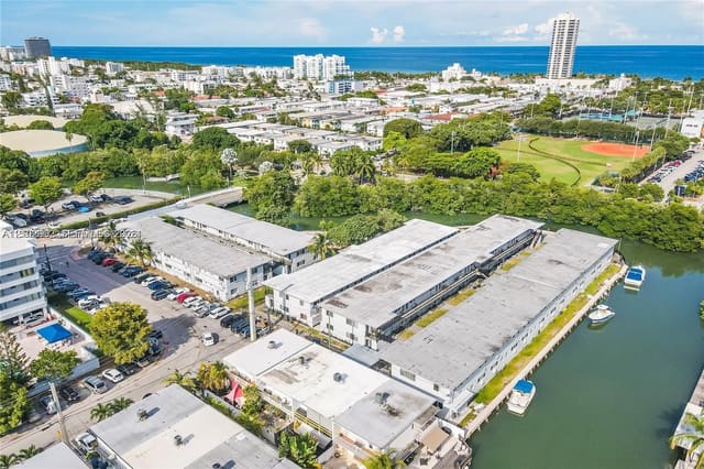 780 73rd Street 9, Miami Beach, FL 33141