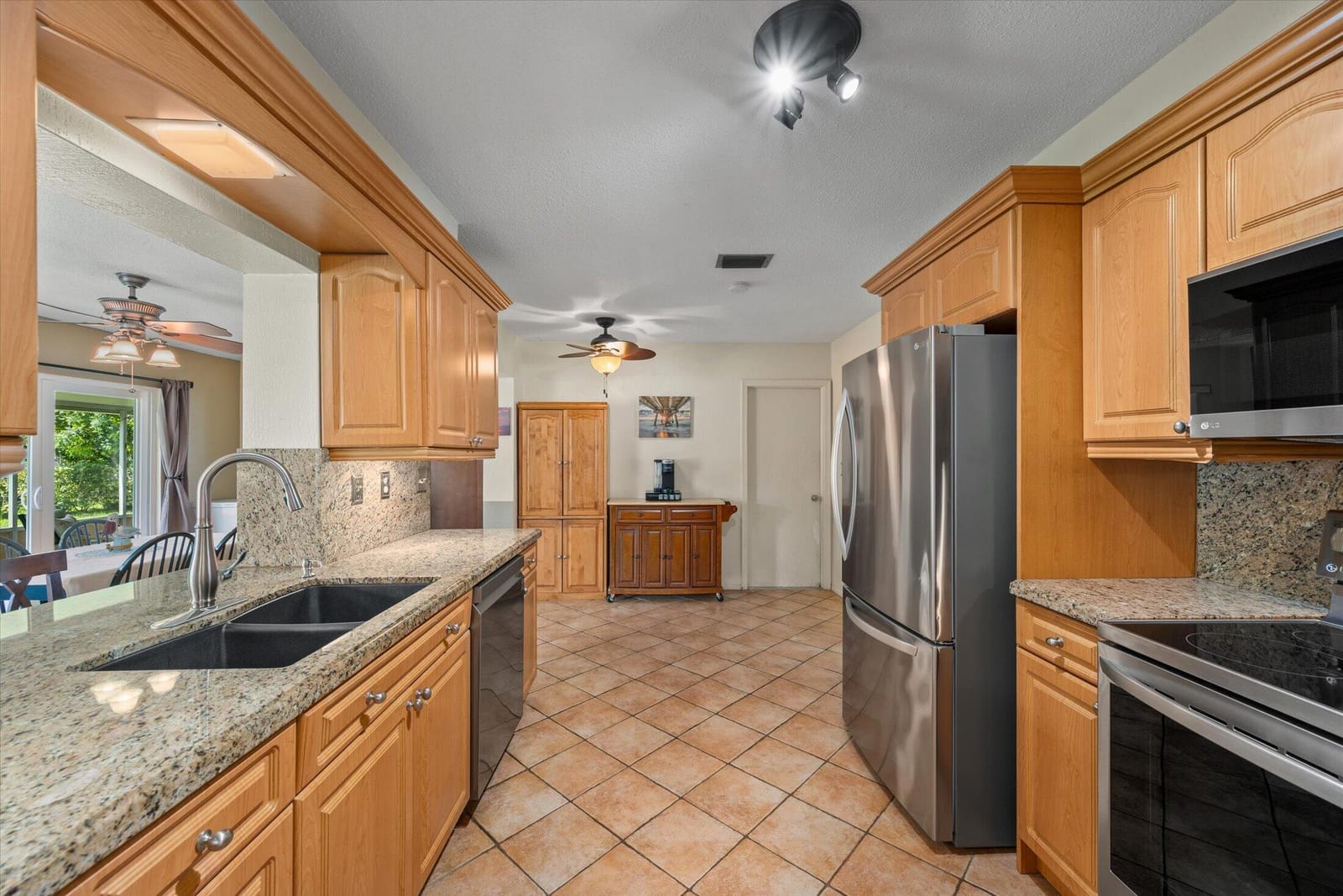 9704 NW 67TH Street, Tamarac, FL 33321 photo 8