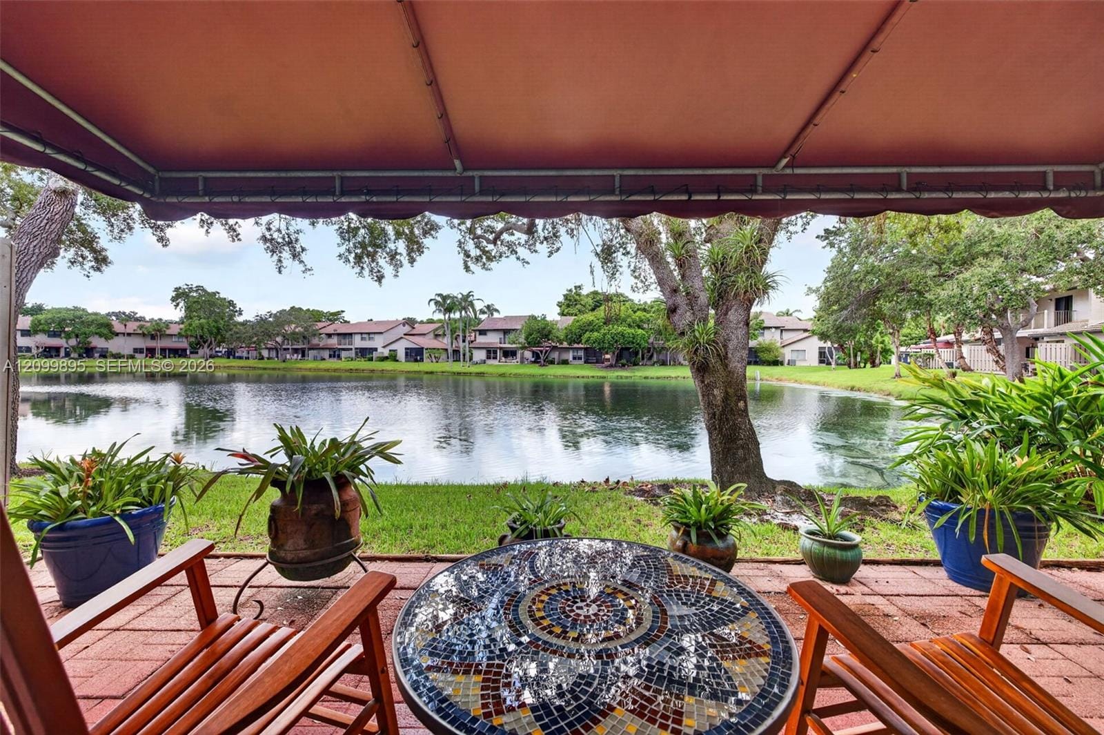 9012 Vineyard Lake Drive, Plantation, FL 33324 photo 4