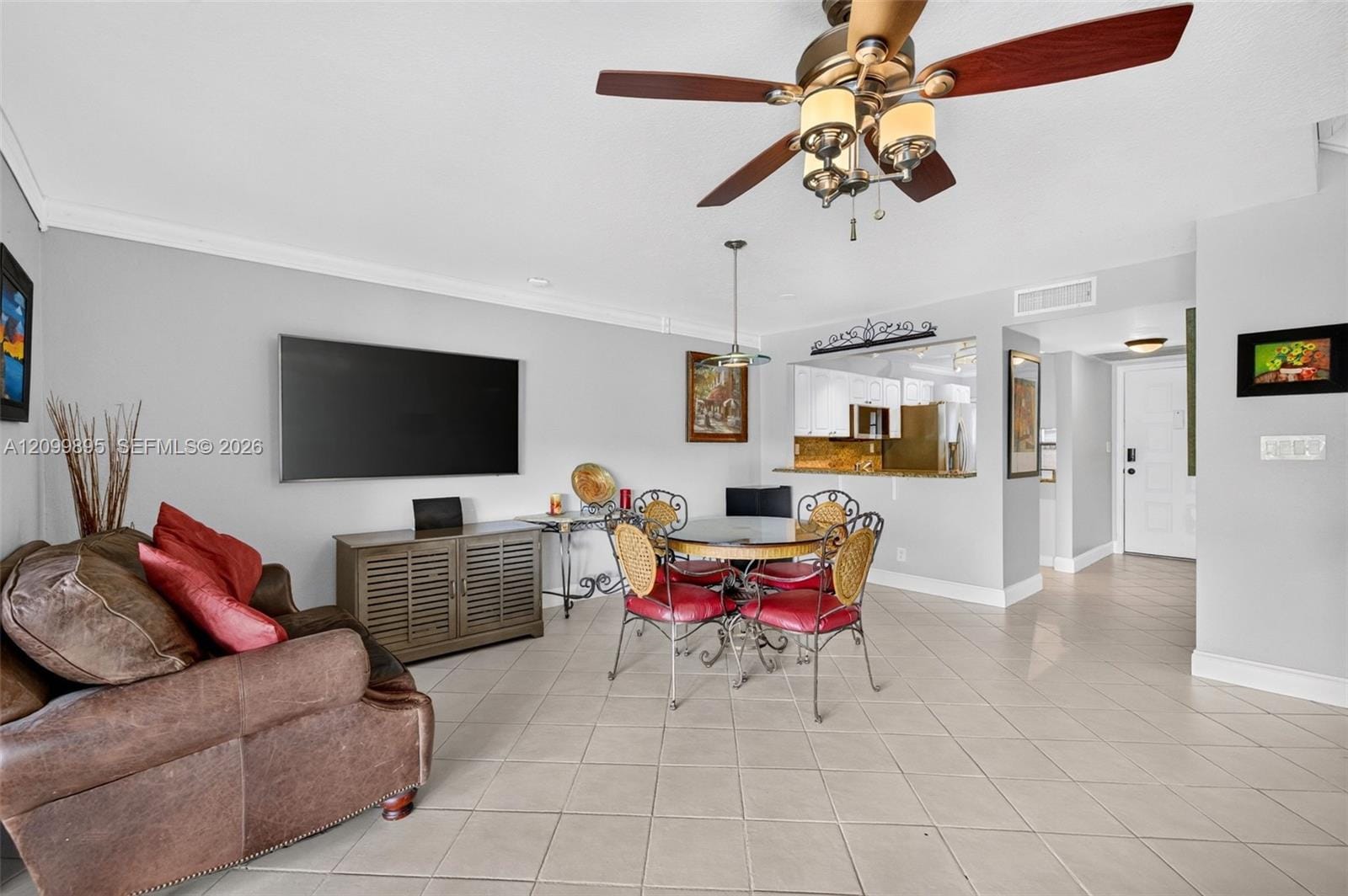 9012 Vineyard Lake Drive, Plantation, FL 33324 photo 7