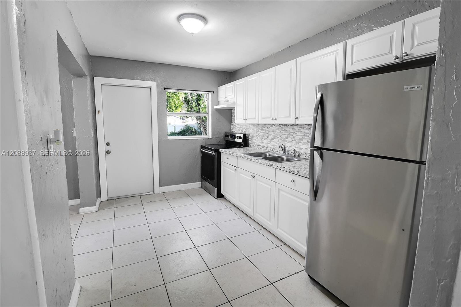 3020 NW 7th Street — photo 7
